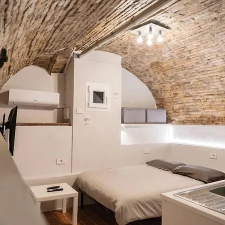 Appartamento In Centro A Brescia:la Piccola House