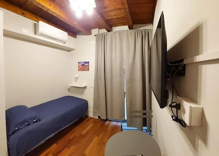 In Centro A Brescia:la Piccola House *